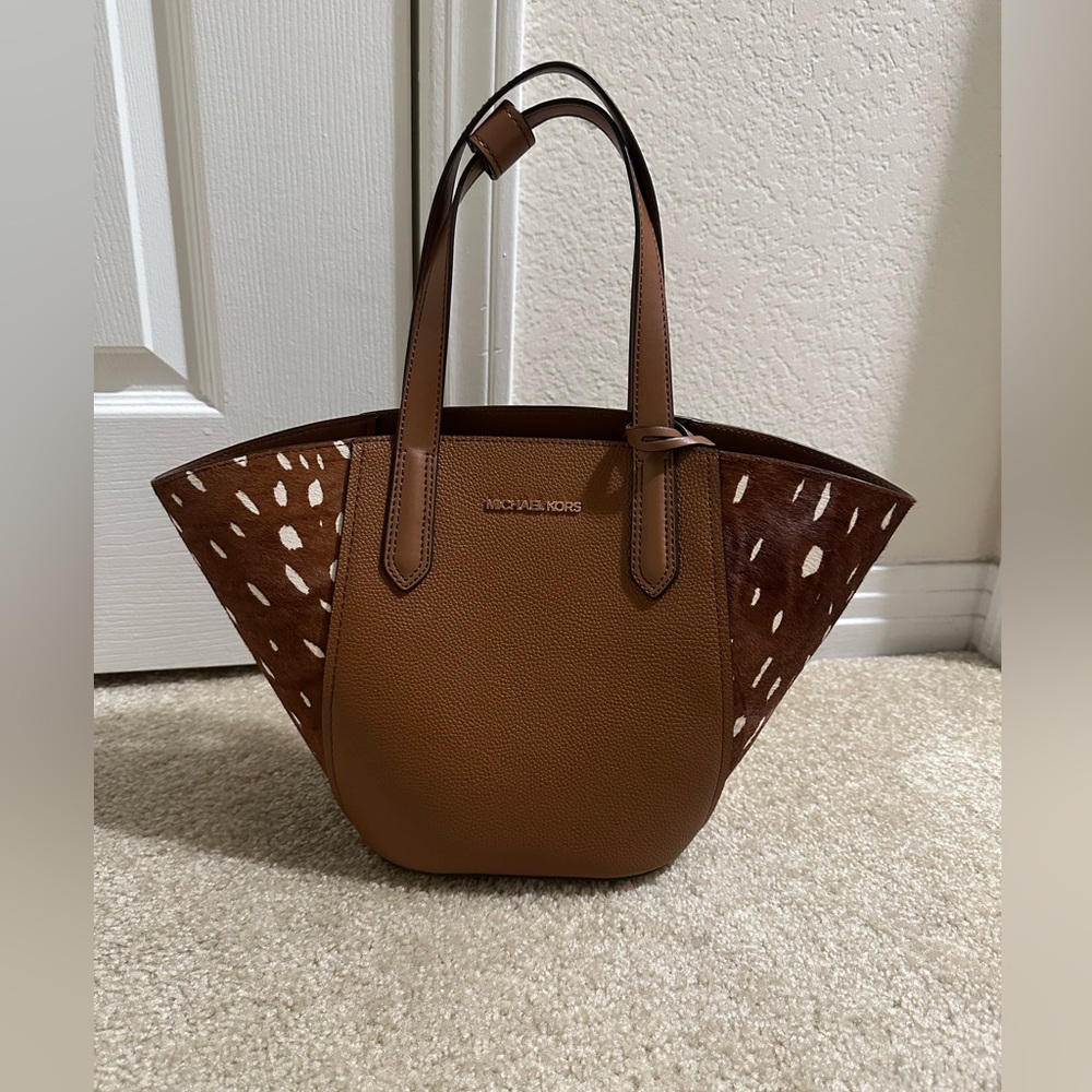 Tan Michael Kors Tote